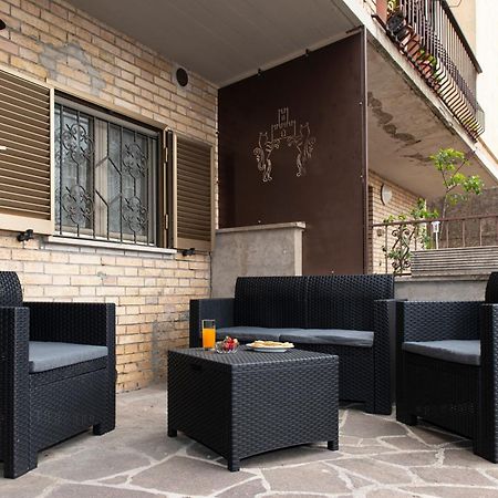 Appartamento Con Parcheggio E Giardino Асизи Екстериор снимка